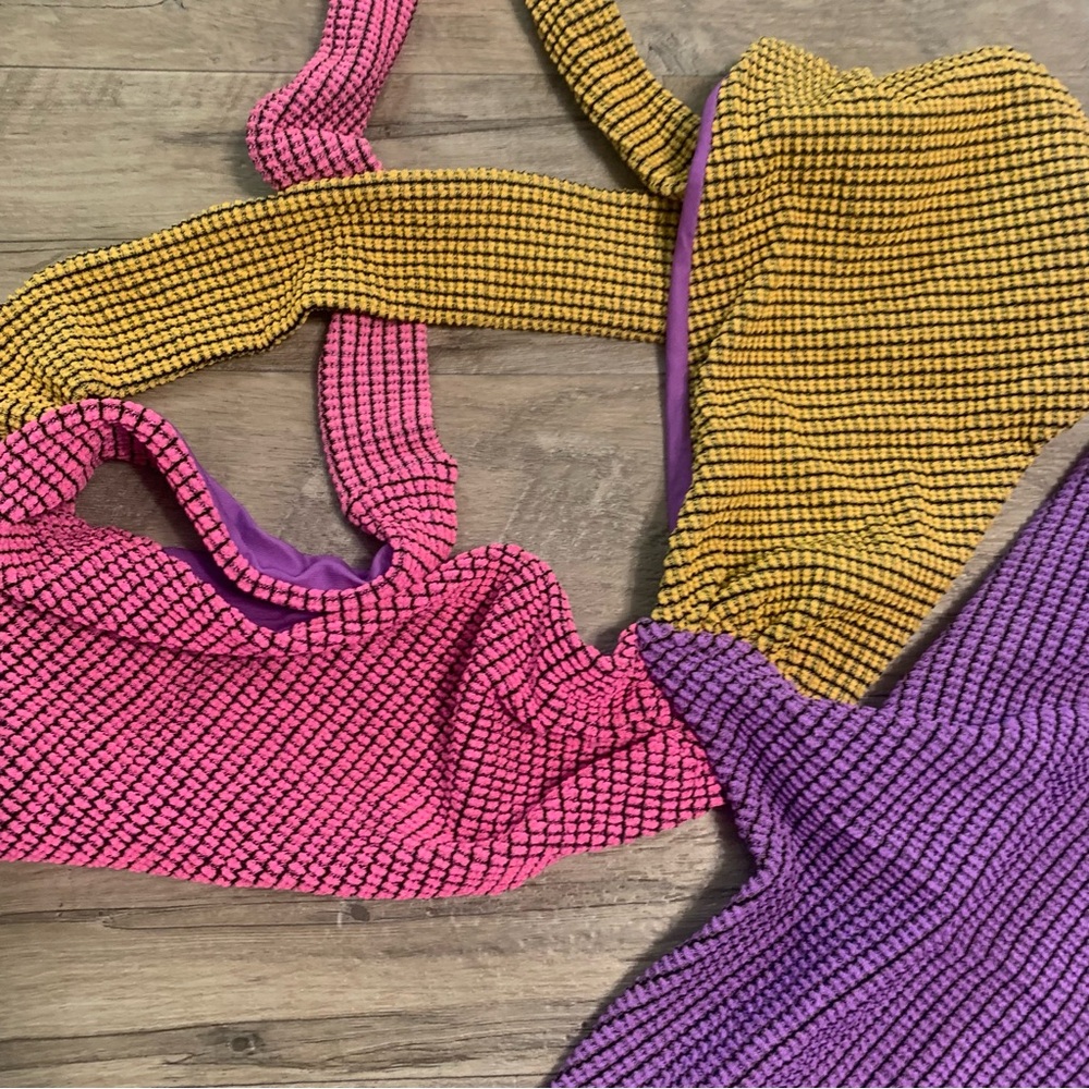 Agua Bendita Malibu Vini One Piece Color Block Swimsuit - Picture 7 of 14